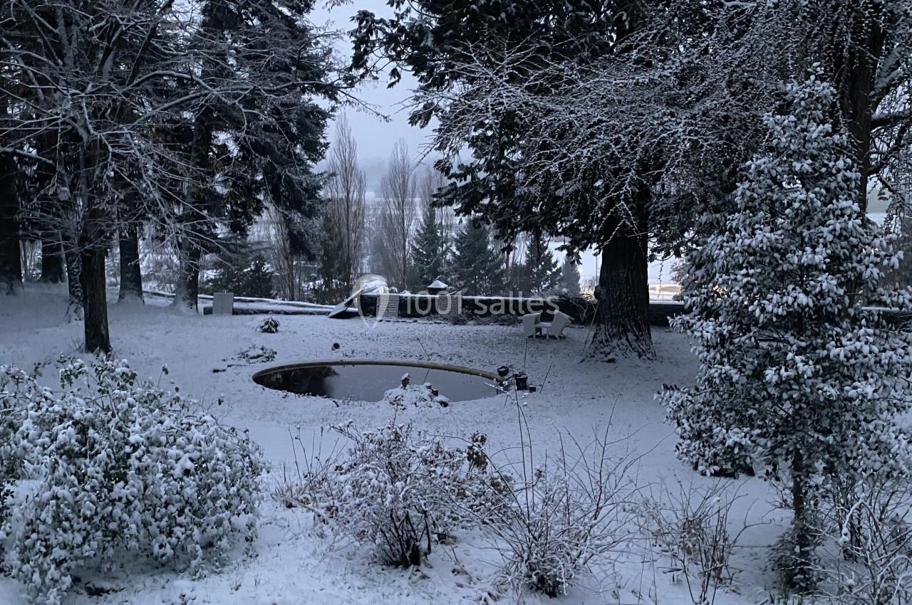 Les jardins sous la neige