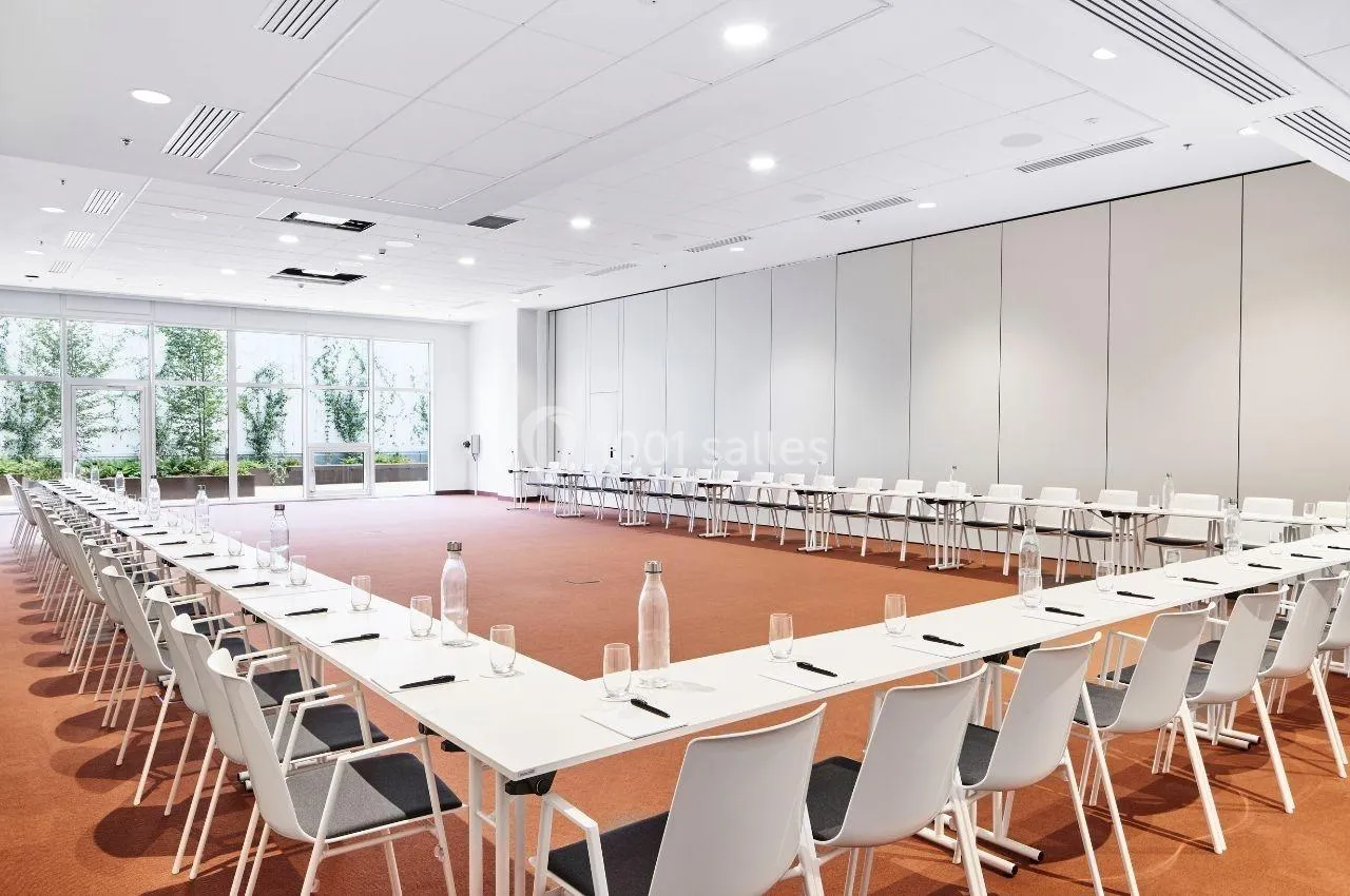 H4 Hôtel Paris Pleyel - hôtel séminaire avec parking gratuit pour les participants