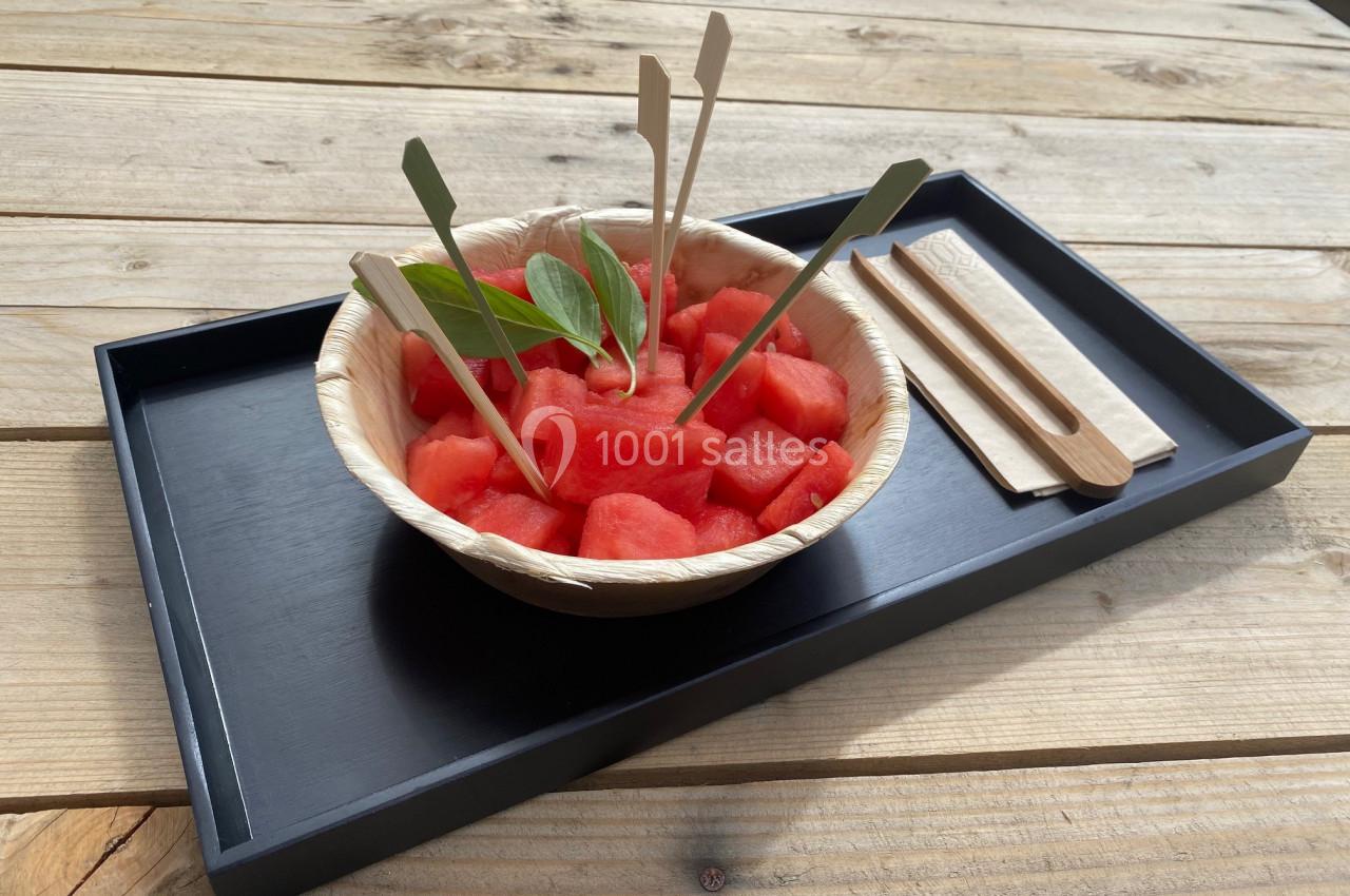 Coupe de fruits frais coupés