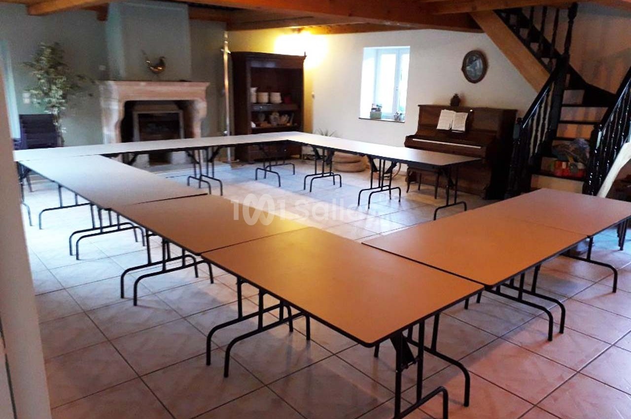Salle de réunion au sein du gîte
