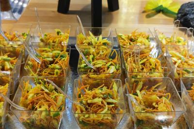 Miniature Traiteur Montereau-Fault-Yonne (Seine-et-Marne) - Couleurs Réunion #32 Traiteur Montereau-Fault-Yonne (Seine-et-Marne) - Couleurs Réunion #53