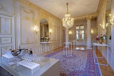 Miniature Salon Colonnes Cocktail