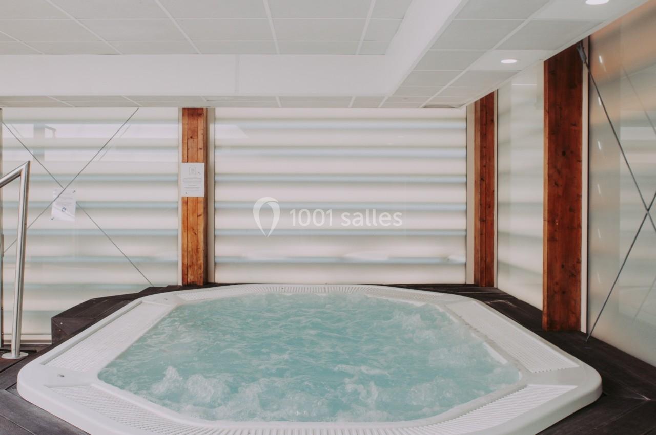 Jacuzzi