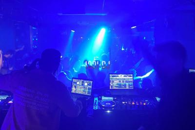 Miniature DJ Paris (Paris) - DJShow #2 DJ Paris (Paris) - DJShow #5