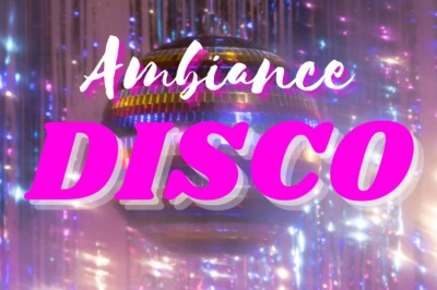 Miniature DJ La Queue-les-Yvelines (Yvelines) - DJ Braz #10 Main ajustant les réglages sur une table de mixage DJ illuminée par des lumières colorées.