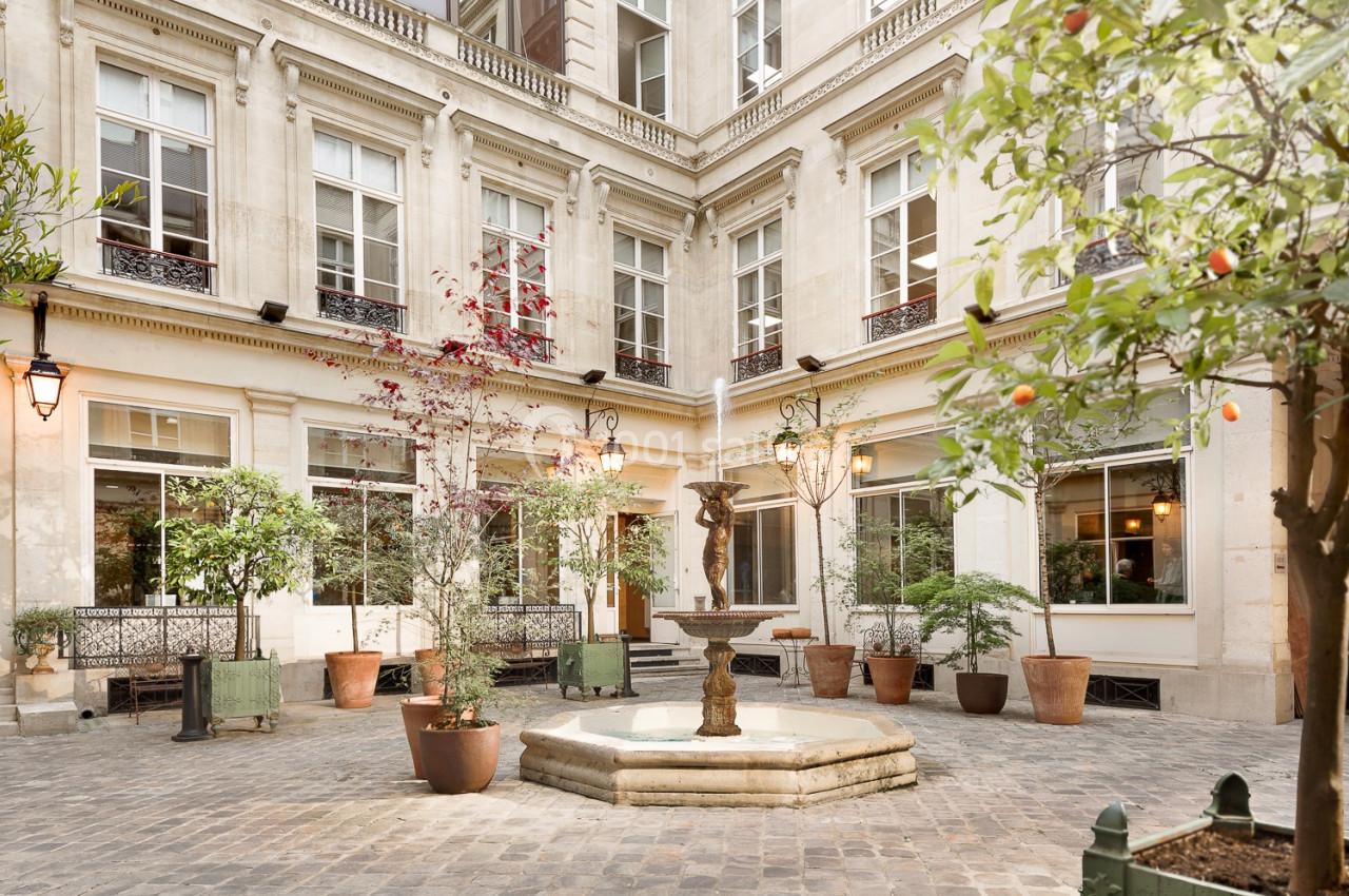 Cour