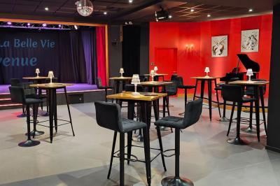 Miniature Location salle Tours (Indre-et-Loire) - Cabaret Chez Nello la Belle Vie #3 Location salle Tours (Indre-et-Loire) - Cabaret Chez Nello la Belle Vie #6