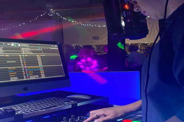 Terre & Mer Dj Animateur - galerie - photo 1