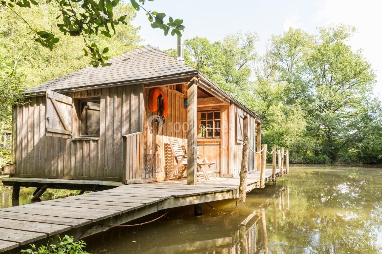 Cabane Martin-Pêcheur sur l'eau - max 6 couchages
