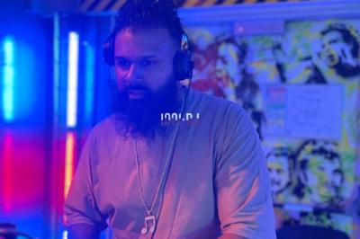 Miniature DJ Tremblay-en-France (Seine-Saint-Denis) - Dj E Wine Events #17 DJ Tremblay-en-France (Seine-Saint-Denis) - Dj E Wine Events #19