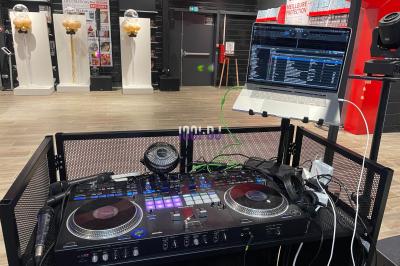 Miniature DJ Tremblay-en-France (Seine-Saint-Denis) - Dj E Wine Events #16 DJ Tremblay-en-France (Seine-Saint-Denis) - Dj E Wine Events #17