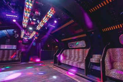 Miniature Location salle Paris 10 (Paris) - KaraFun Paris #4 Location salle Paris 10 (Paris) - KaraFun Paris #7