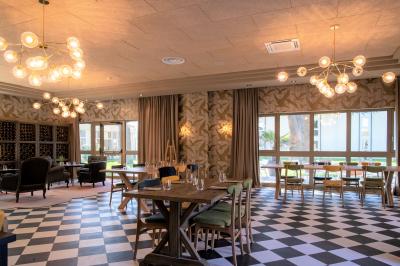 Mercure Parc Du Coudray - photo 3