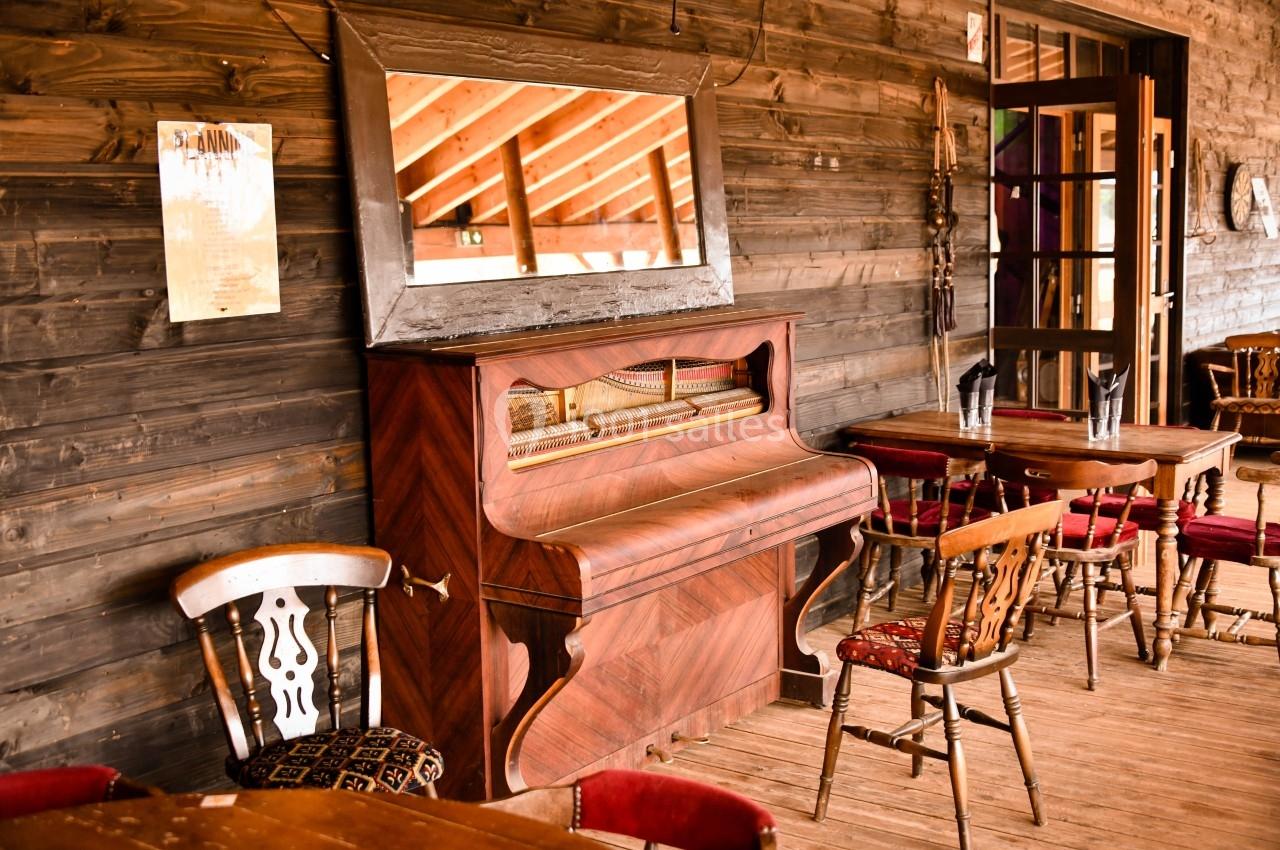 Jean Louis le Saloon - galerie - photo 23
