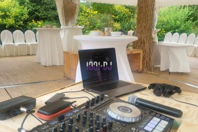 DJ Floyon (Nord) - Delight & Groovy #22