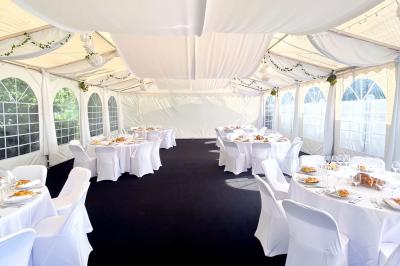 Miniature Intérieur barnum Salle de sport