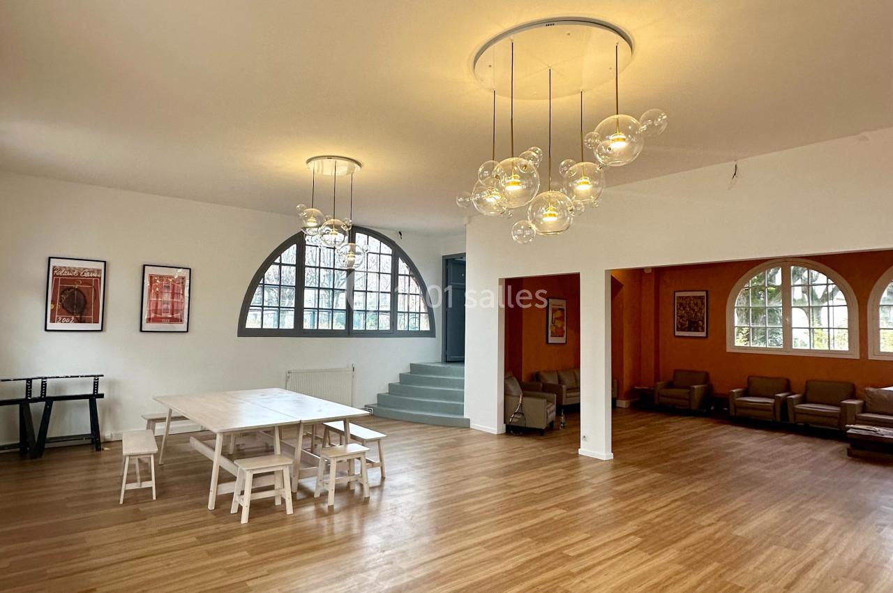 Intérieur salle séminaire