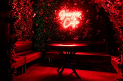 Georges Café