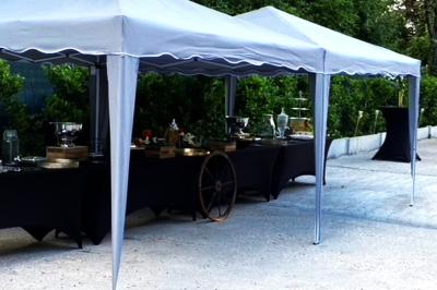 Miniature Location salle Champigny-sur-Marne (Val-de-Marne) - Palais du Grand Paris #34 Cuisine professionnelle équipée avec four, réfrigérateur, plan de travail en inox et hotte d'extraction.