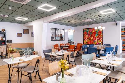 Le Centre B Le Centre B