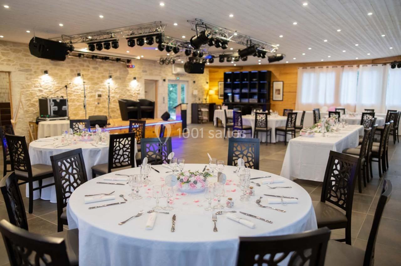 Location salle Castelnau-Pégayrols (Aveyron) - Domaine Parc des Bouscaillous #1