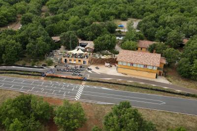 Miniature Location salle Castelnau-Pégayrols (Aveyron) - Domaine Parc des Bouscaillous #28 Location salle Castelnau-Pégayrols (Aveyron) - Domaine Parc des Bouscaillous #31