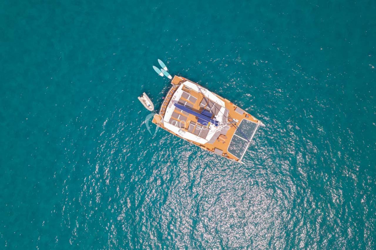 Catamaran BAILA