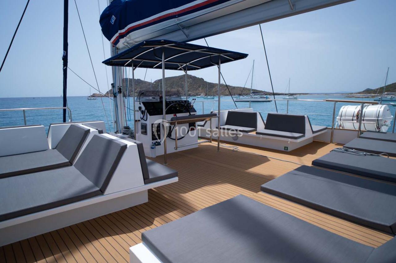 Catamaran BAILA