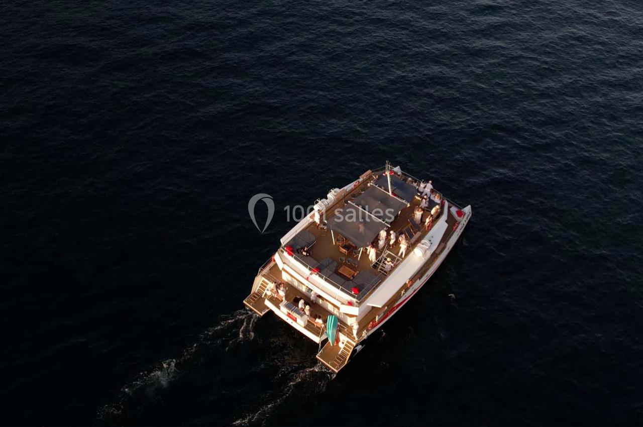 Catamaran MAYBA