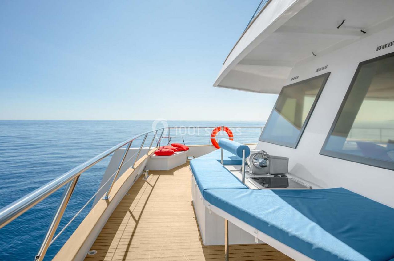 Catamaran MAYBA