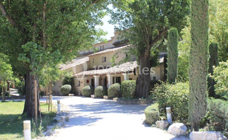 Location salle Lagnes (Vaucluse) - Le Mas De Cure Bourse #1