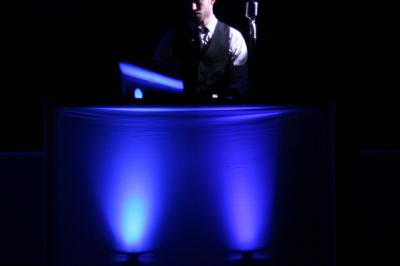 Loïc DJ Créateur D'ambiance Loïc DJ Créateur D'ambiance