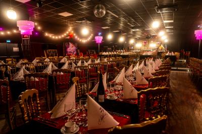 Cabaret des Belles Poules - photo 1