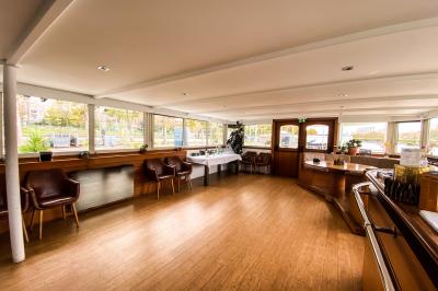 Miniature Location salle Paris 15 (Paris) - Guinguette du Quai Liberté #12 Location salle Paris 15 (Paris) - Guinguette du Quai Liberté #13