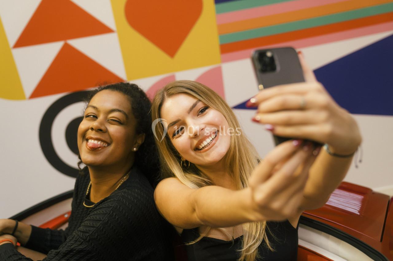 Location salle Paris 11 (Paris) - Iconic Selfie Studio #2 Location salle Paris 11 (Paris) - Iconic Selfie Studio #2