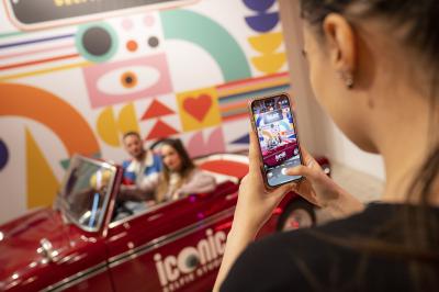 Miniature Location salle Paris 11 (Paris) - Iconic Selfie Studio #3 Location salle Paris 11 (Paris) - Iconic Selfie Studio #7