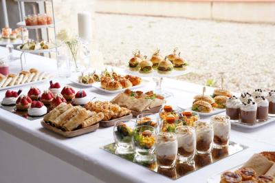 Miniature Location salle Puisserguier (Hérault) - Chateau Petit Beret #4 Location salle Puisserguier (Hérault) - Chateau Petit Beret #12