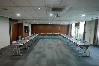 Campanile Roissy - photo 4