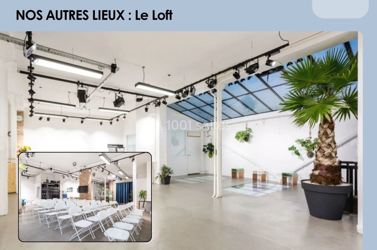 Espace lumineux avec verrière, plantes et équipements techniques, aménagé pour des événements ou des présentations.