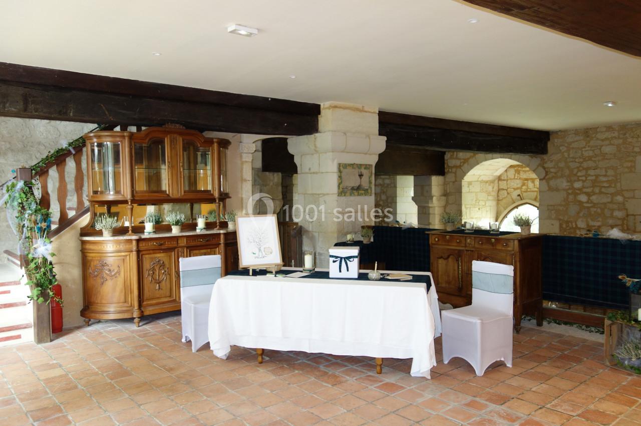 La Salle des Gardes: Salle en mezzanine de 47m²