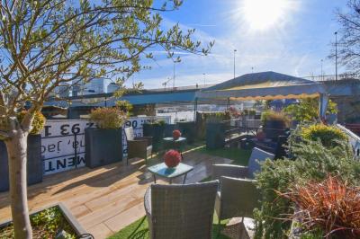 Miniature Location salle Sèvres (Hauts-de-Seine) - Péniche Barbara #8 Location salle Sèvres (Hauts-de-Seine) - Péniche Barbara #13