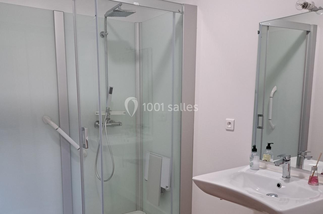 Salle de bain 1