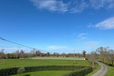 Miniature Terrain de football et espaces de jeux en plein air Gîte pour 8 personnes