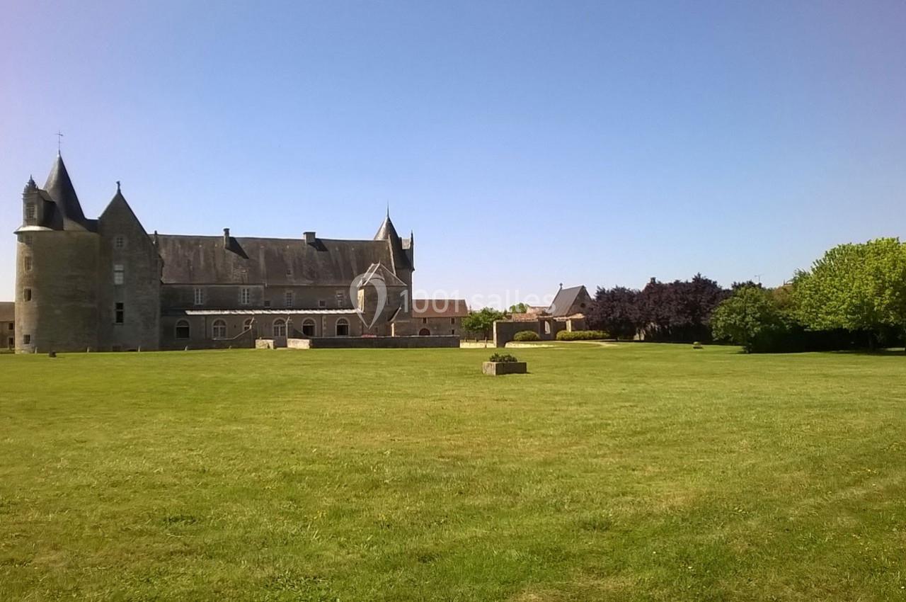 Location salle Paizay-Naudouin-Embourie (Charente) - Château de Saveilles #2