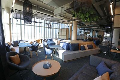 Hôtel Ibis Bourgoin Jallieu - photo 2