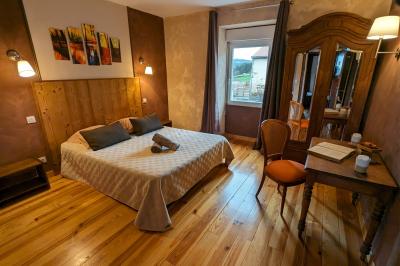 Miniature chambre d hotes Location salle Manglieu (Puy-de-Dôme) - La Petite Sarre #25