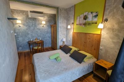 Miniature chambre d hotes Location salle Manglieu (Puy-de-Dôme) - La Petite Sarre #25