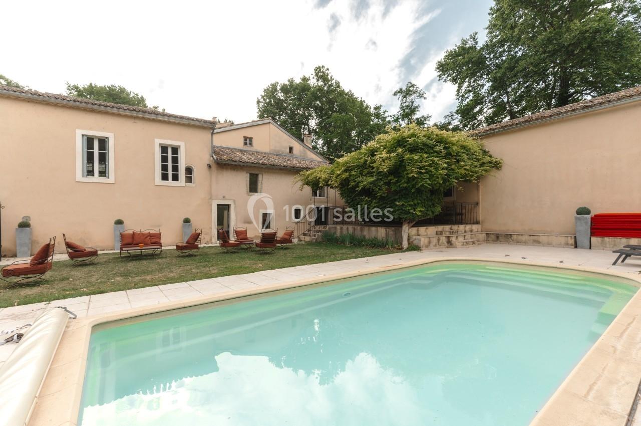 La piscine du gîte de la Tonnelle (chauffée en demi saison)