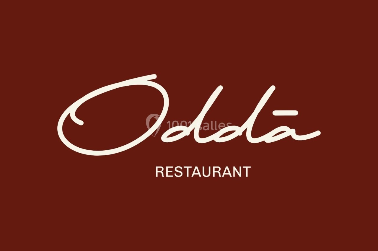 Logo du restaurant Odda avec une typographie manuscrite blanche sur fond rouge foncé.