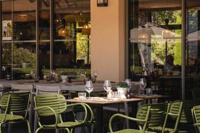 Miniature Location salle Châteauneuf-Grasse (Alpes-Maritimes) - Golf de la Grande Bastide #6 Location salle Châteauneuf-Grasse (Alpes-Maritimes) - Golf de la Grande Bastide #9